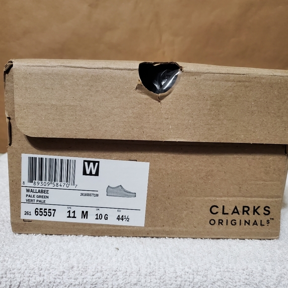 SOLD Clarks wallabee - Picture 15 of 15